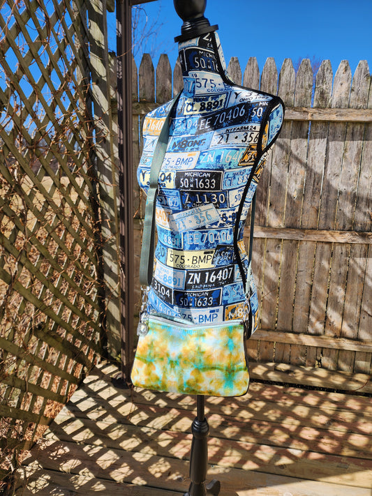 Aries crossbody purse try dye