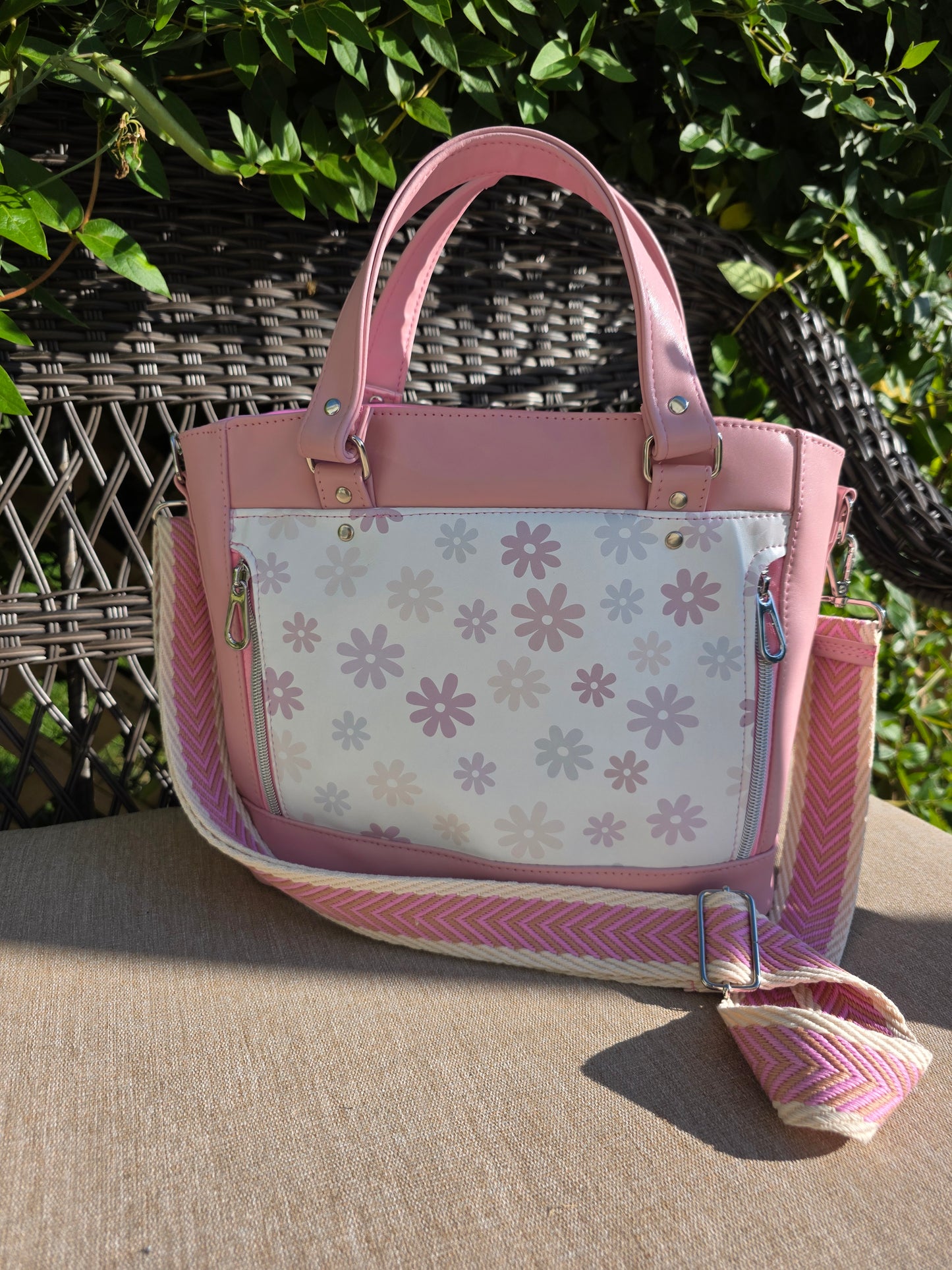 Flower hand bag