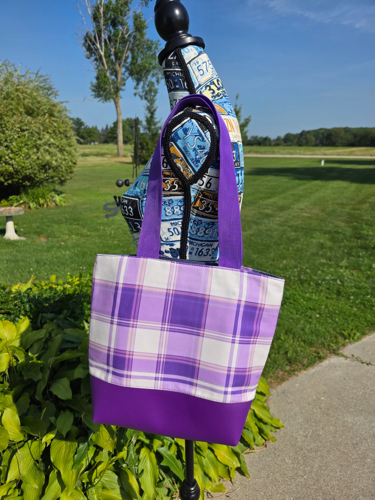 Tuesday tote
