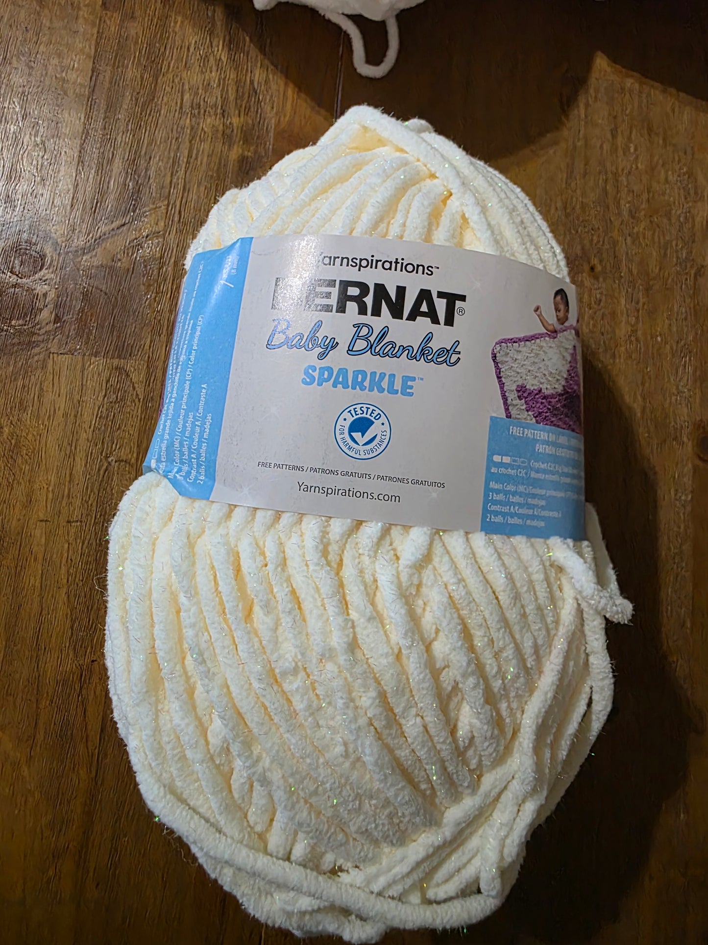 Bernat baby blanket yarn sparkle moonlight sparkle 10.5 oz