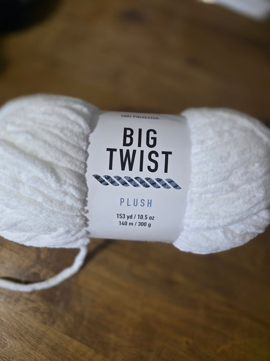 Big twist plush yarn White