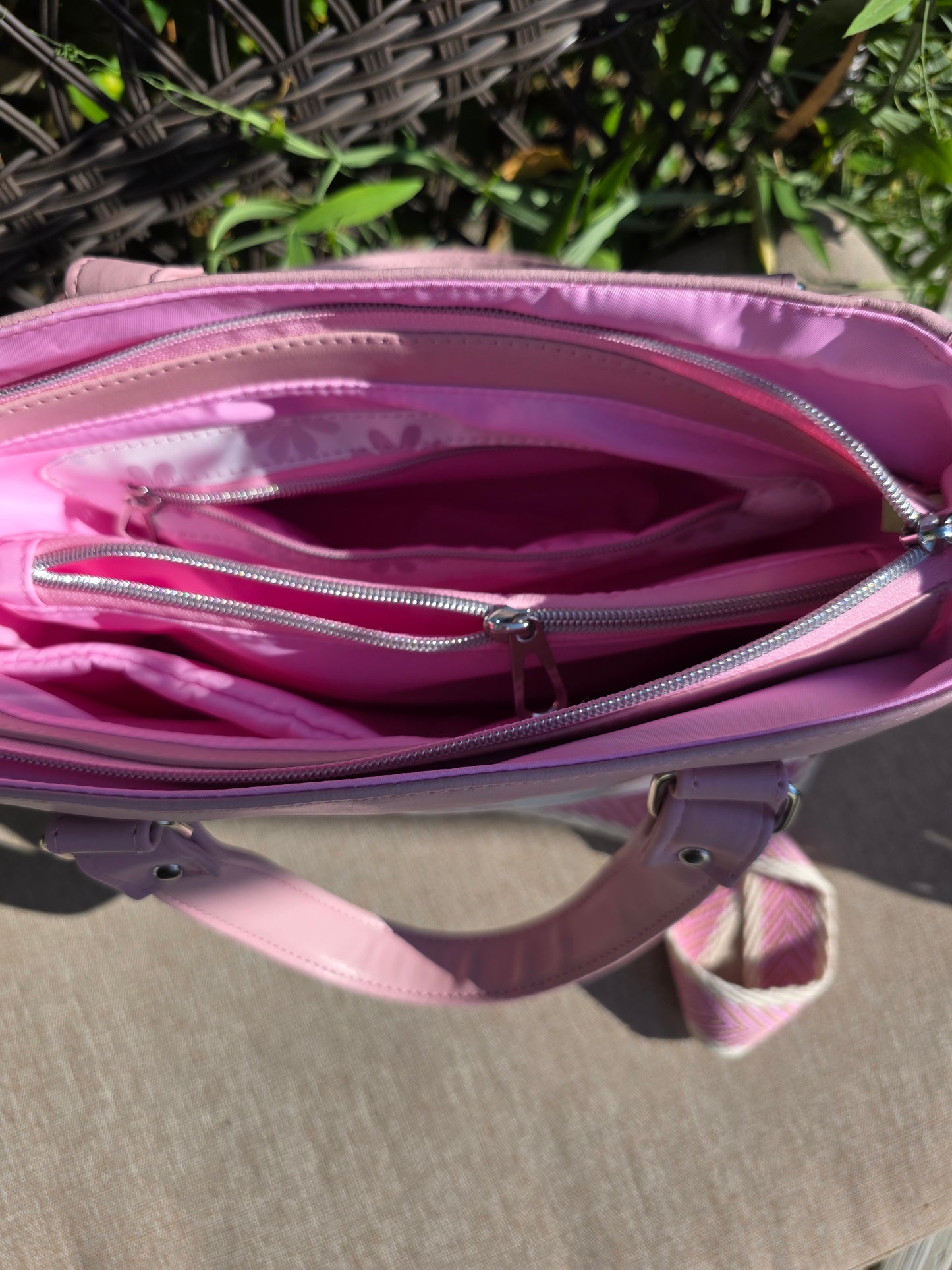 Flower hand bag