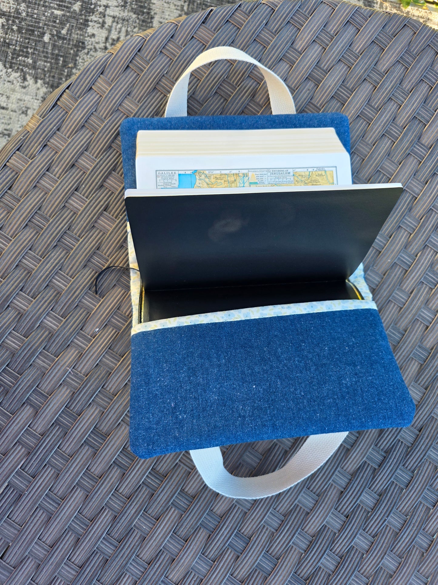 Bible cover with carry handles