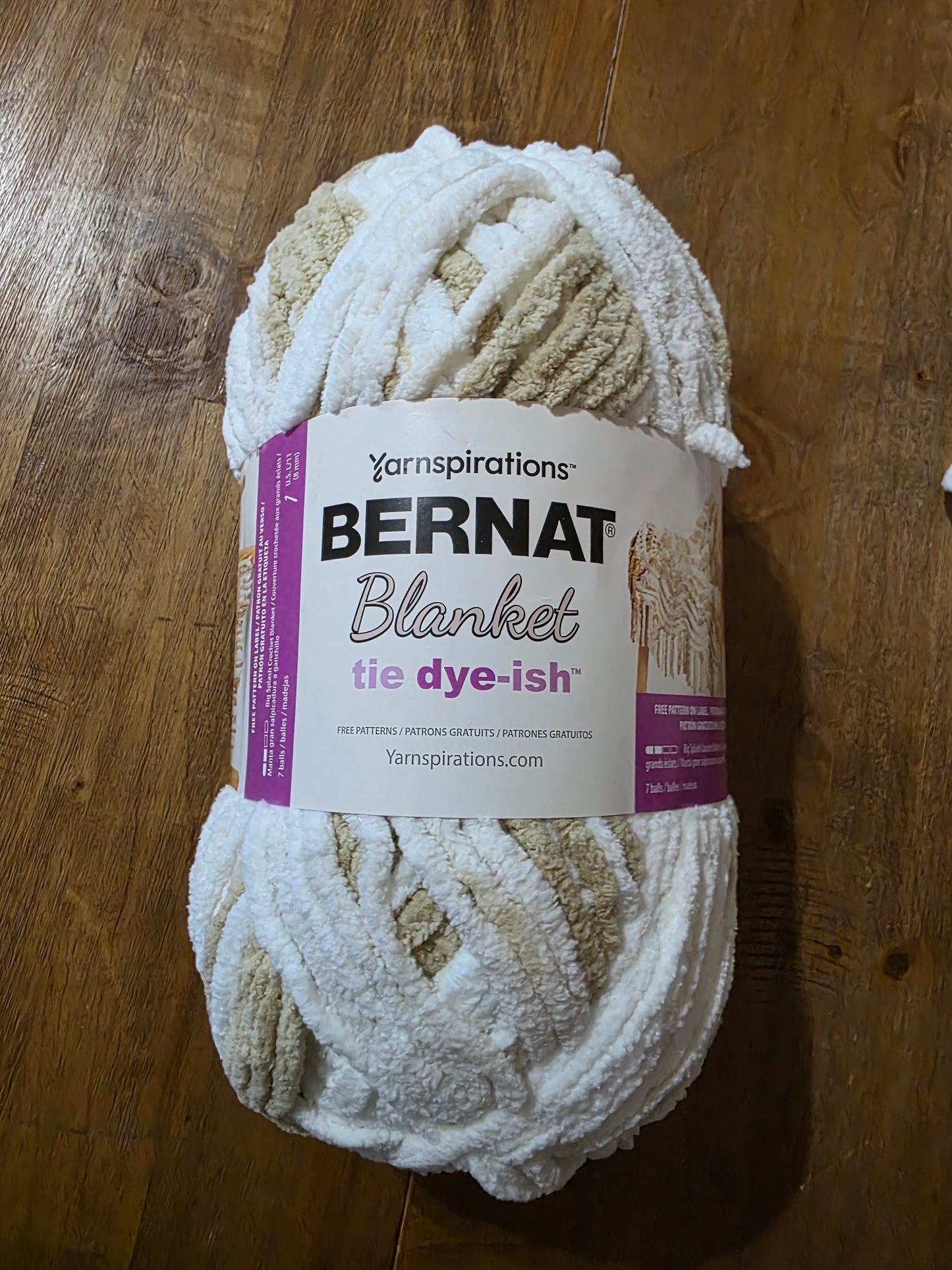 Bernat blanket tie dye-ish 10.5 oz