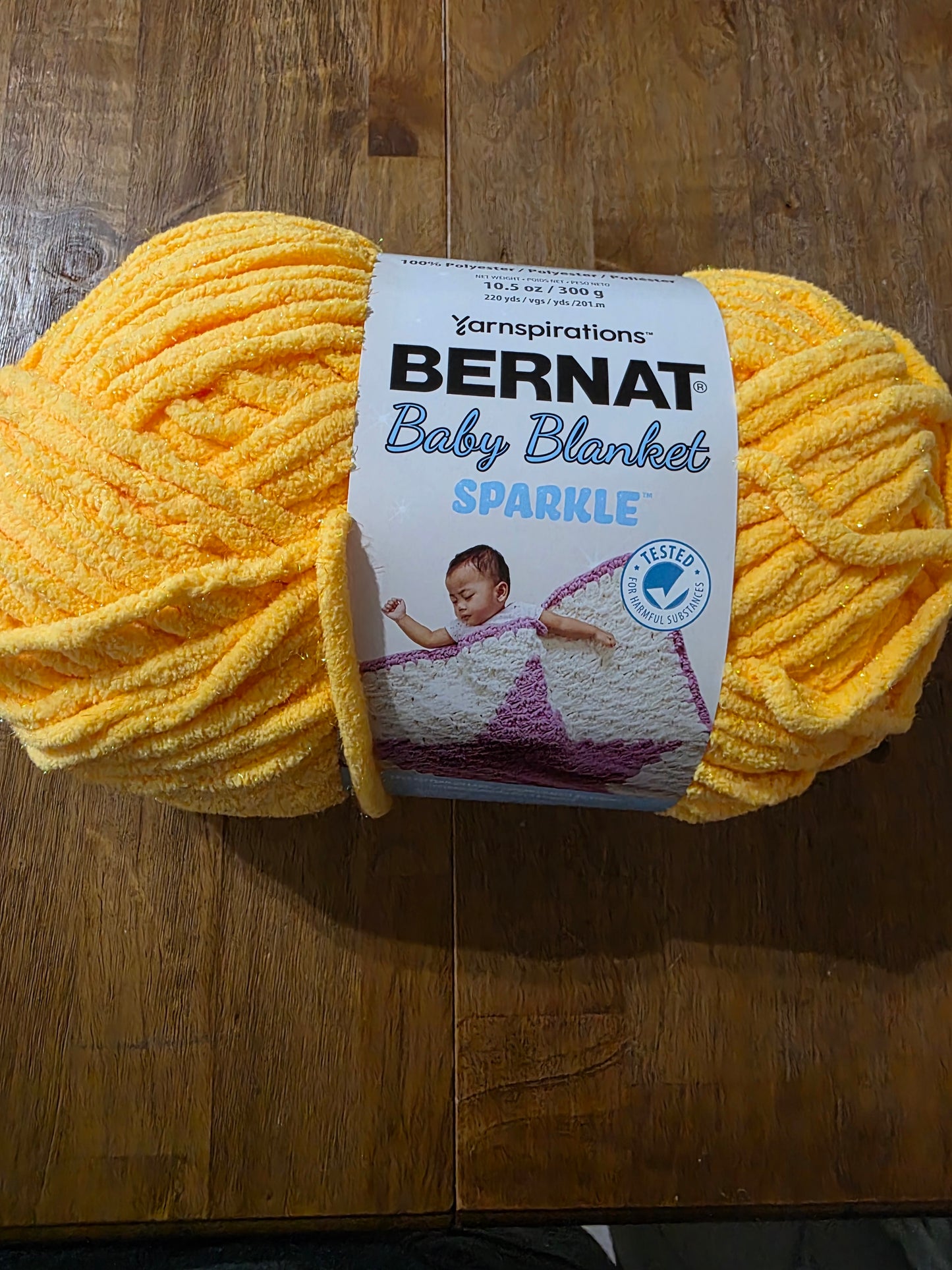 Bernat baby blanket yarn sparkle 10.5 oz golden sparkle
