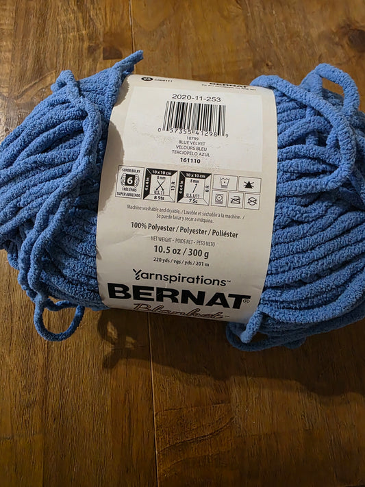 Bernat blanket yarn 10.5 oz blue velvet color