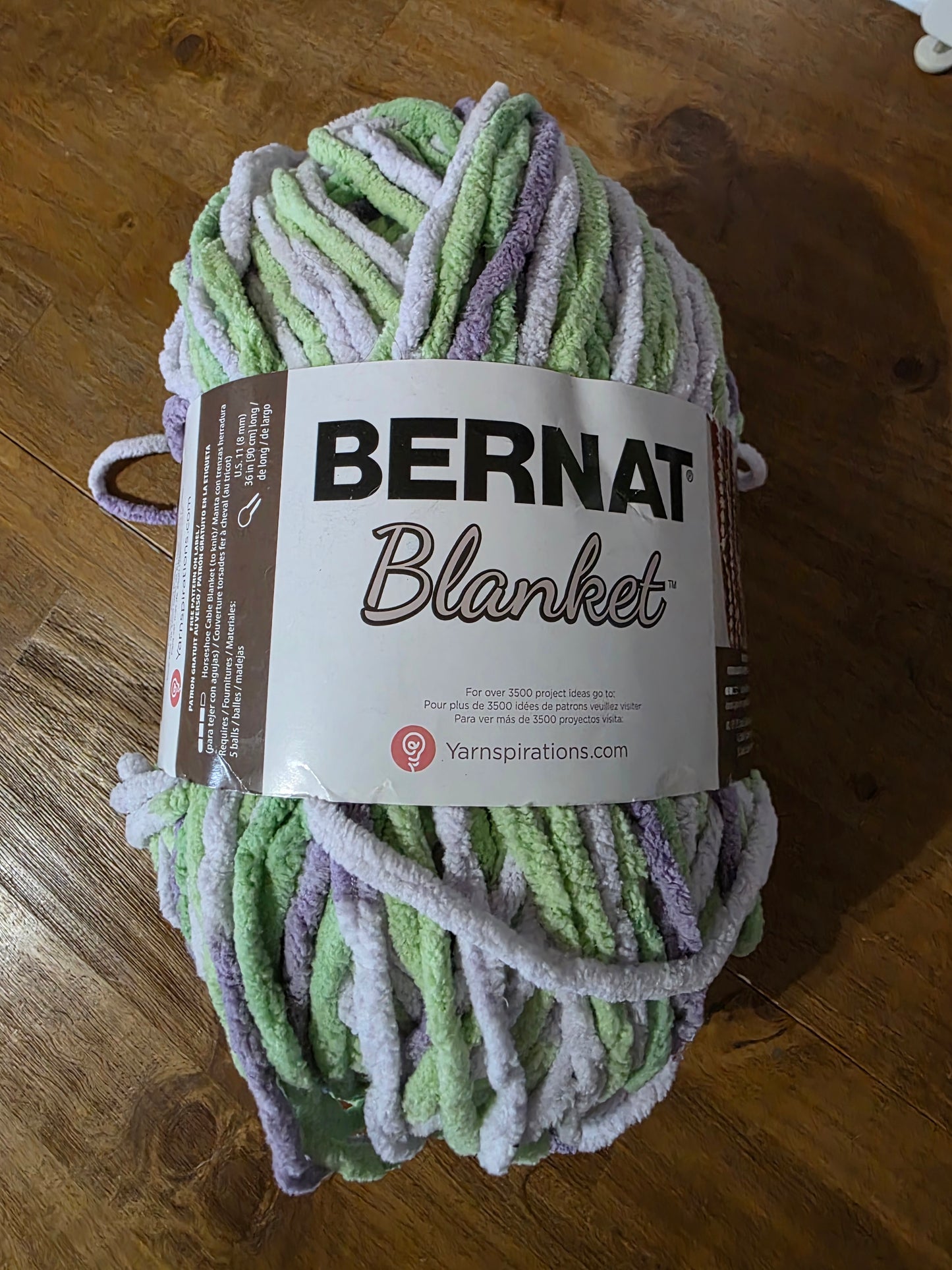 Bernat blanket yarn  lilac leaf color