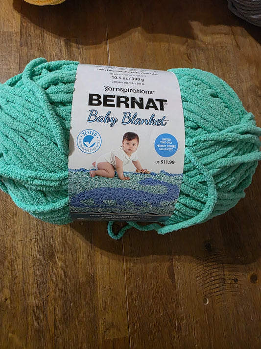 Bernat baby blanket Dinosaur 10.5 oz