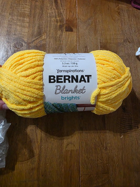 Bernat brights school bus yellow  5.3 oz